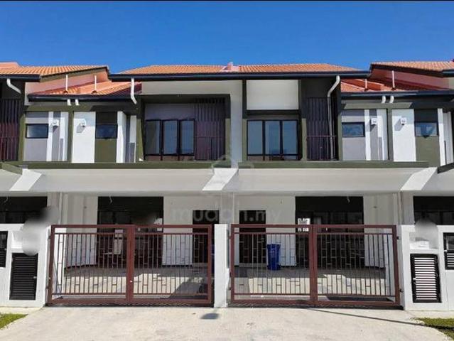 Setia Utama 3 Setia Alam Double Storey 4R4B