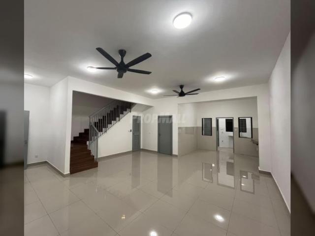 SETIA UTAMA DOUBLE STOREY TERRACE HOUSE AT SETIA ALAM