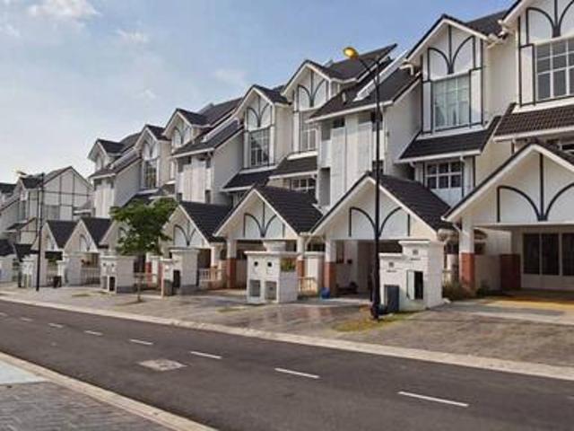 Setia alam Anjung Sari 3sty Superlink 2275sqft basic for sale