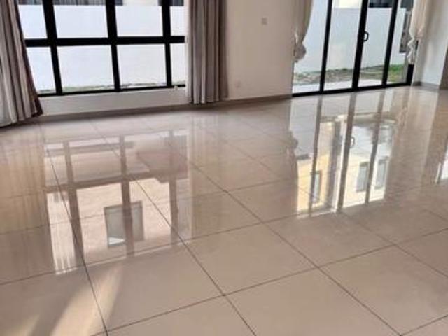 SETIA ALAM Bywater Homes SETIA UTAMA 2 Storey Semi D House For Rent