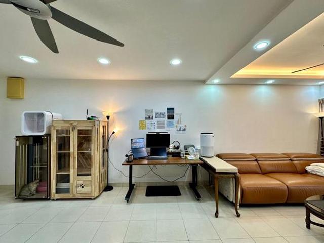 Setia Alam Seri Kasturi Apartment for sale renovated partly furnish