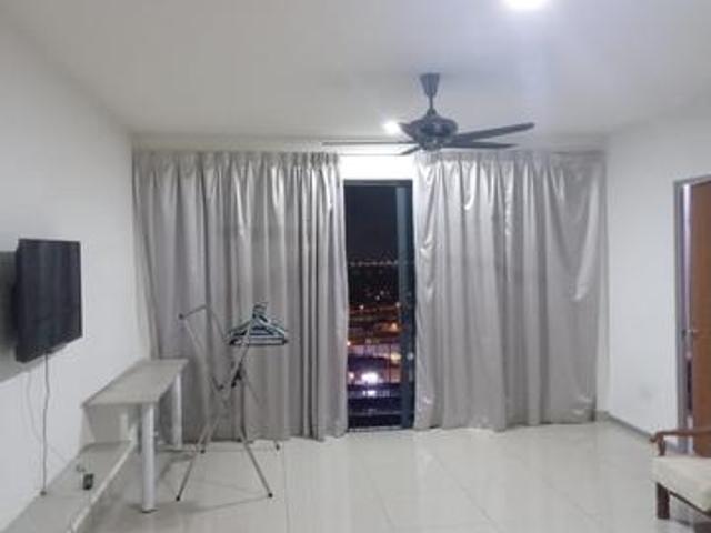 Setia Alam Trefoil Service Residence Corner for rent Partly furnished