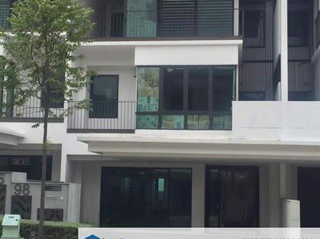 Setia Alam