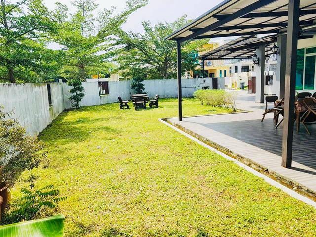 Setia Eco Garden double storey corner lot full Loan big land
