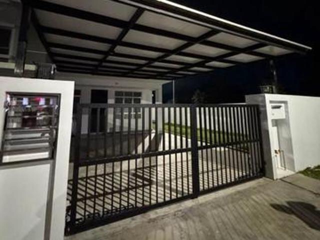 Setia Eco Garden Gelang Patah Bayu Iskandar Double Sty House For RENT