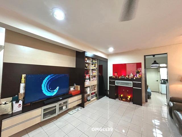 SETIA IMPIAN 4 Setia Alam Double Storey House For Sale kitchen cabinet
