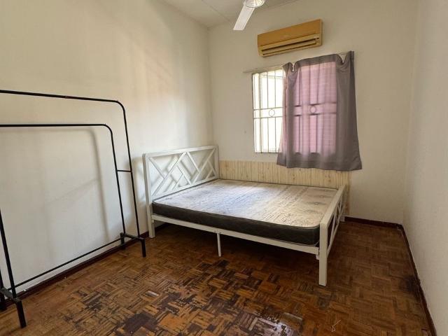 SETIA IMPIAN CHEAPER SINGLE ROOM FOR RENT 4 MIN CAN ARRIVE PASAR MALAM,STARBUCK,KFC,BANK,FOODSTALL