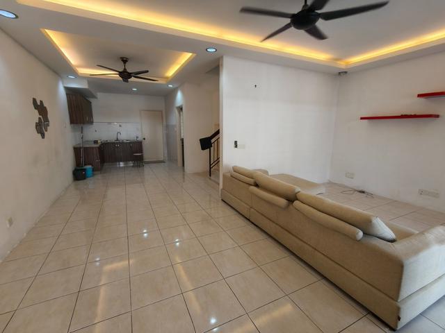 Setia Indah 11 Setia Alam Partially Furnished For Rent