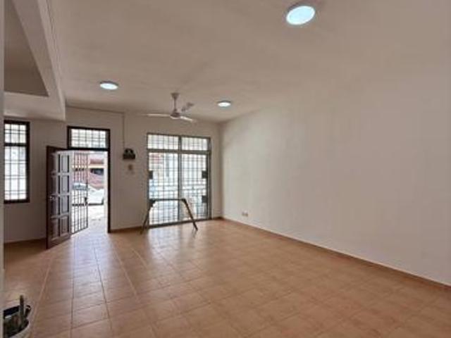 Setia Indah Jalan setia 5 double storey house for Rent