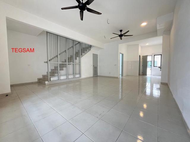 Setia Permai 2 Setia Alam 2sty 2065sqft Basic unit for sale