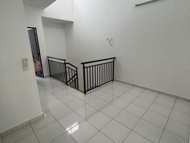 Setia Permai New unit for Rent