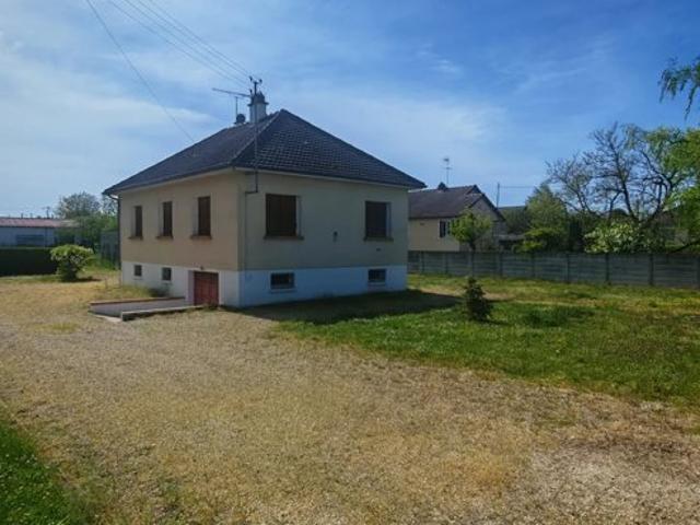 Seulement 150000EUR ! Maison 3 chambres avec sous sol total et