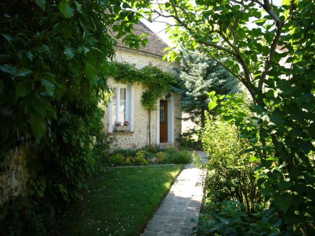 Seulement 45 minutes de PARIS, maison en pierre 142m² Dannemois