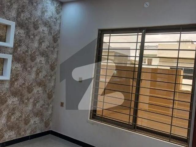 7 Marla Like Brand New Full House Available For Rent FECHS