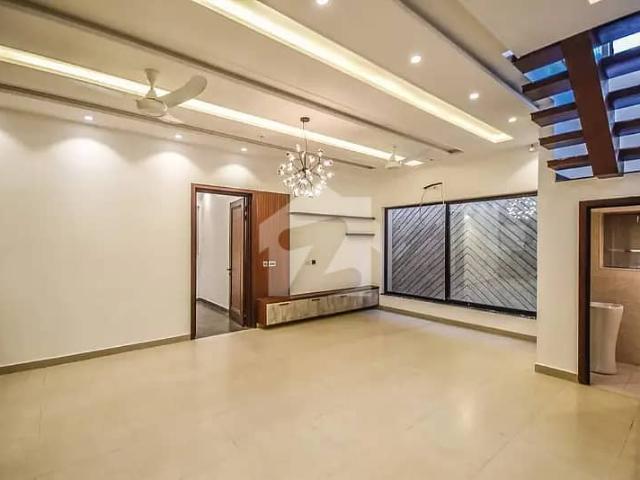 Seven marla portion for rent in reasonable price at gulberg residencia islamabad