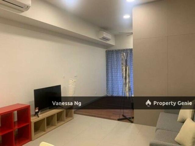 Seventeen Mall & Residences Biji Living
