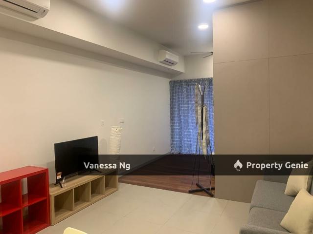 Seventeen Mall & Residences Biji Living
