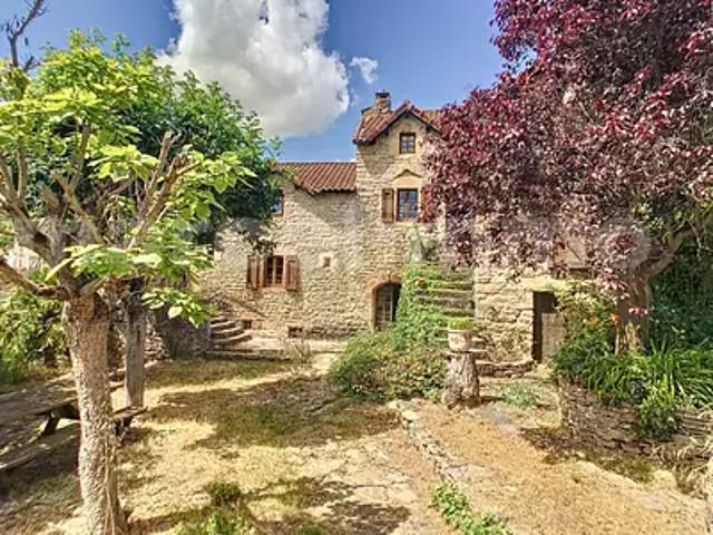 Sévérac d'Aveyron 12150 Achat / Vente maison 10 pièces t10 terrasse parking
