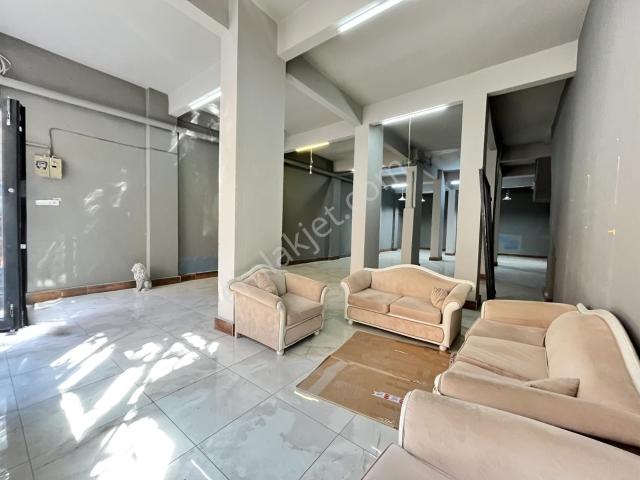 Sevinç'ten Çarşı Merkez Yakını Mehmetçik'te Kiralık 160m² Dükkan