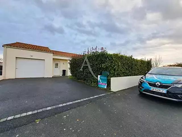 Sèvremont 85700 Location maison 3 pièces t3 au dernier étage terrasse