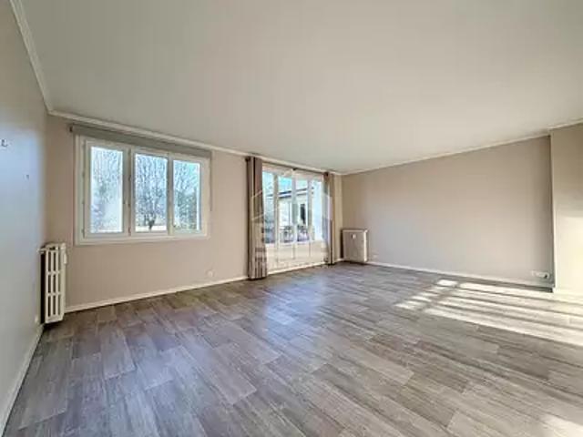 Sèvres 92310 Achat / Vente appartement 4 pièces t4 parking