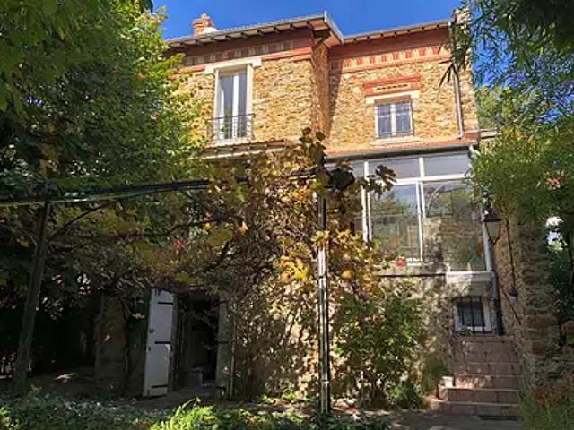 Sèvres 92310 Achat / Vente maison 7 pièces t7 au dernier étage terrasse