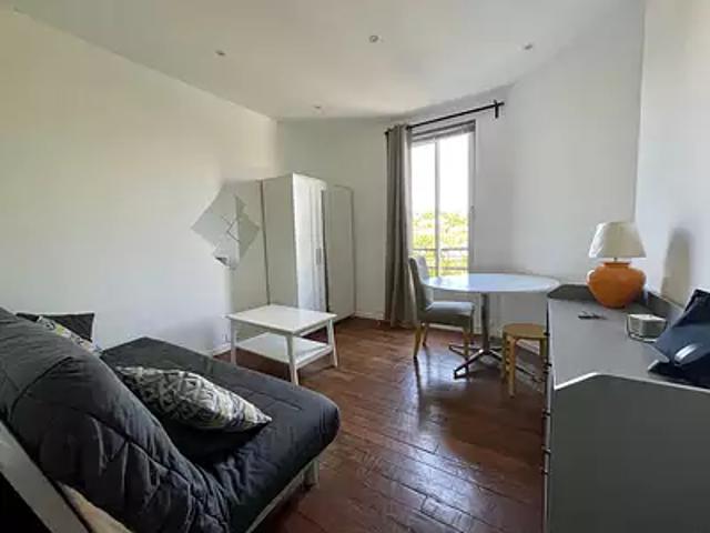Sèvres 92310 Location appartement 1 pièce t1 cave