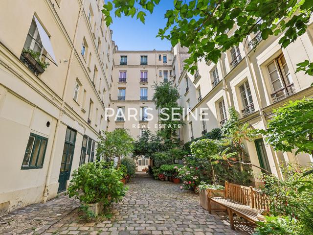 SEVRES * Charmant appartement avec mezzanine entièrement sur cour !