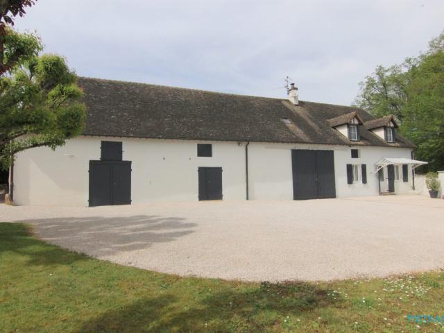 Sevrey Corps De Ferme 278M2 Sans Vis A Vis 162m² Sevrey