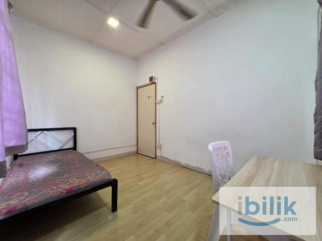 Sewa Murah1 Month Deposit0 Deposit Bukit Rimau Shah Alam Middle Room RentLocation NearAeon Big