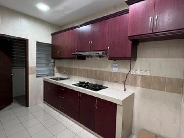 Sewa NEW PAINT 1832sf 4BR2B Suria Damansara Petaling Jaya