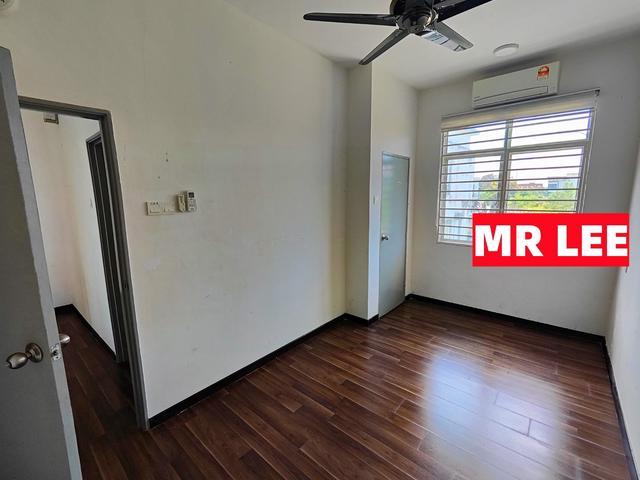 SEWA End Lot Double Storey House Kajang Perdana near Mcdonalds