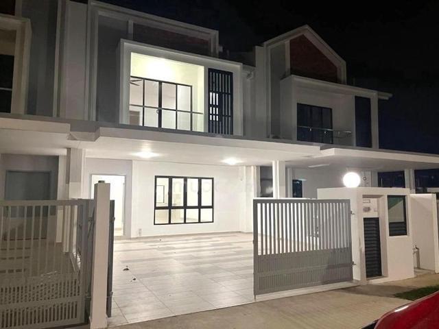 SEWA RM2600 41 BILIK 2104 SQFT SETIA ALAM 2Storey Terrace