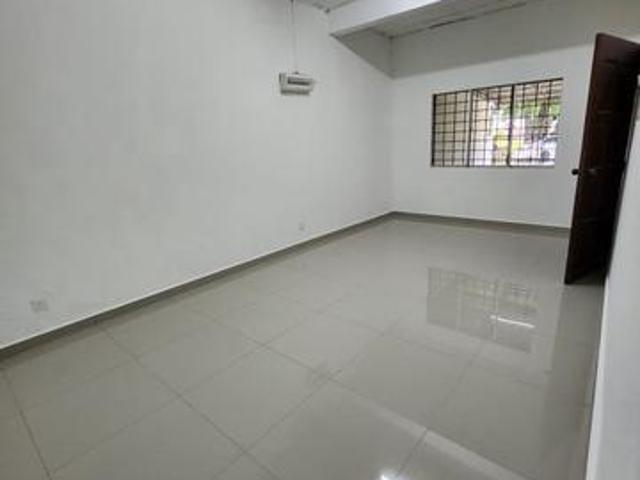 sewa Unit W Kitchen Cabinet At Taman Maznah