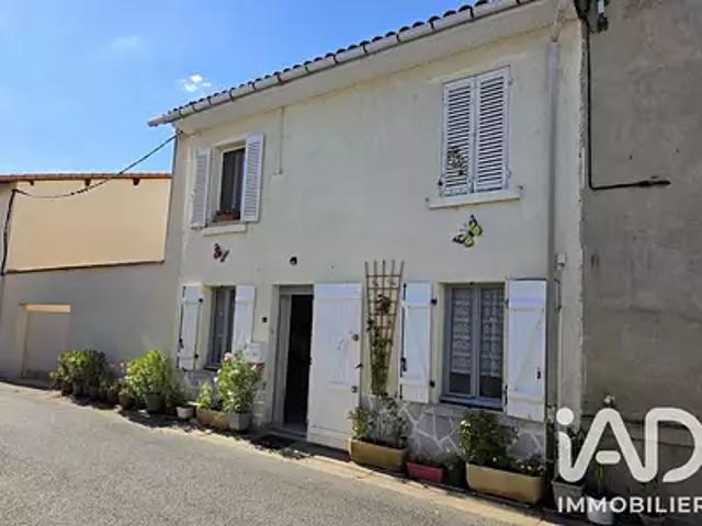 Seychalles 63190 Achat / Vente maison 4 pièces t4