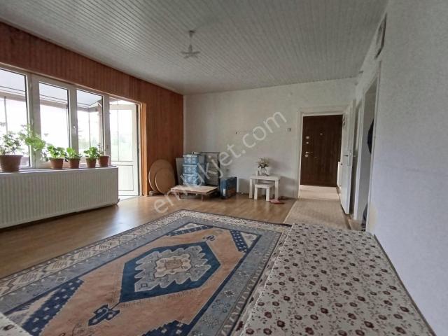 Seydişehir Pınarbaşı Mahallesi'nde Satılık 2+1 Daire