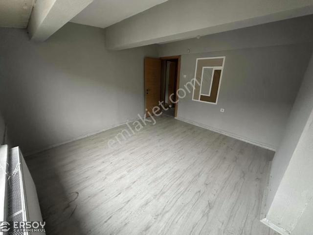 Seyfettinbey Cadde Üzerinde 2+1 Hesaplı Yatırımlık Daire