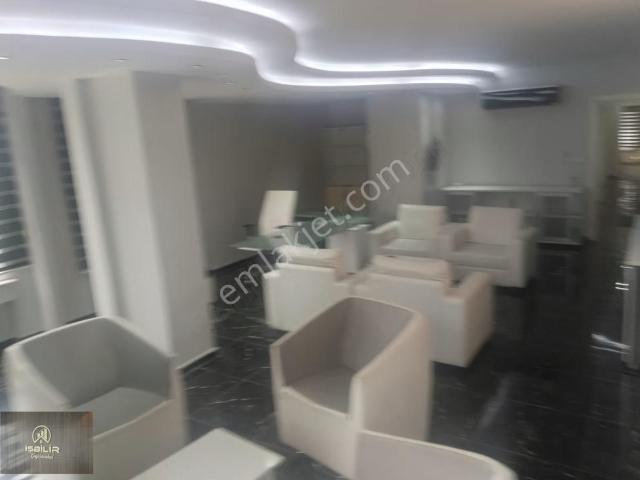 Seyhan Reşatbey Mah İsmet İnönü Kız Lis Civarı Satlık 4+1 İşyeri
