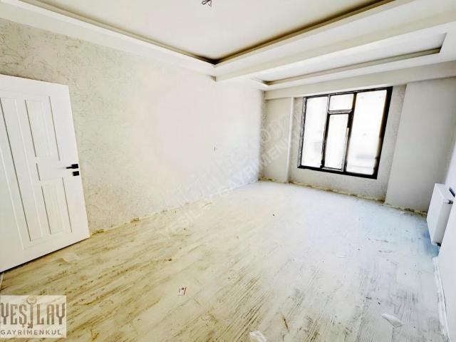 Seyrantepede Öğüt Yapıda 2+1 1 Kat Satılık Daire