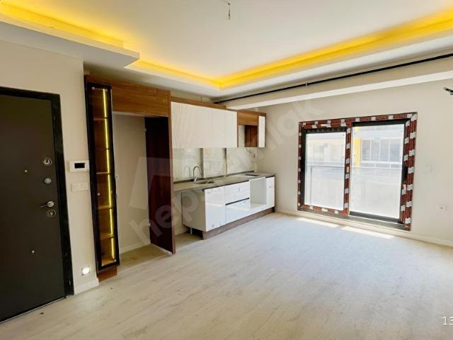 SEYREK BAKIRÇAY ÜNİVERSİTESİ YAKININDA KİRALIK SIFIR 1+1 DAİRE
