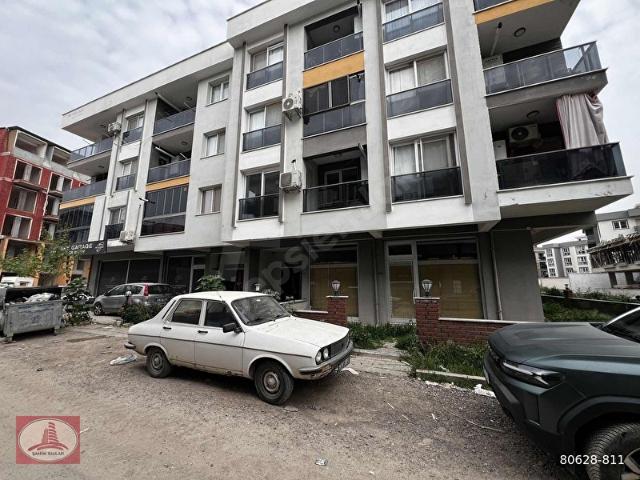Seyrek girişinde merkezi konumda ara kat sıfır daire