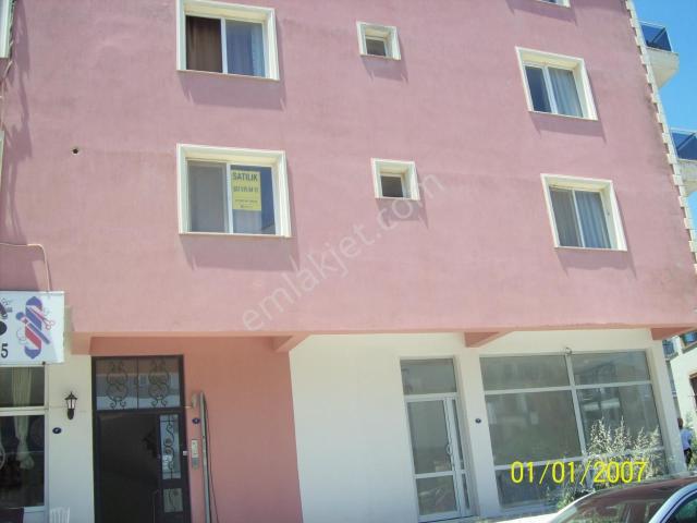 Seyrek De 1+1 Eşyalı Kiracılı Büyük Daire 2.700.000.tl