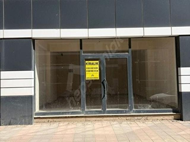 SEYREK MERKEZDE CADDE ÜZERİ KİRALIK DÜKKAN