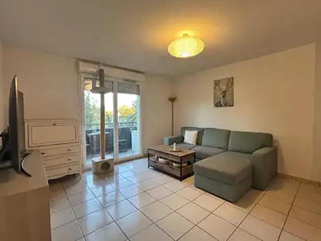 Seysses 31600 Achat / Vente appartement 3 pièces t3 au dernier étage piscine