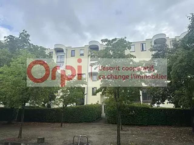 Seyssinet Pariset 38170 Achat / Vente appartement 4 pièces t4 jardin terrasse