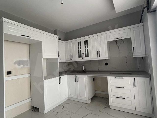 SEZER EMLAKTAN OPET YAKINI 3+1 DAİRE