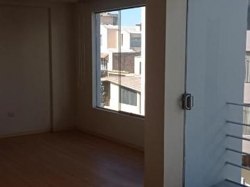 ¡Señorial de cayma! Se vende amplio dpto. 3er piso