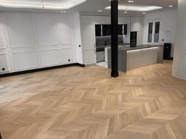 Señorial piso a escasos metros del Retiro