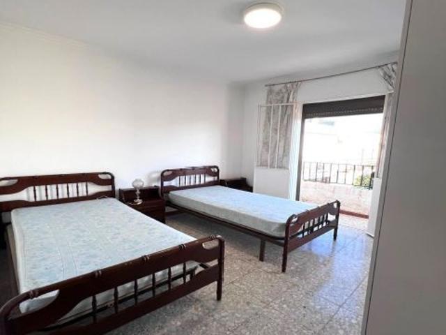 SEÑORIAL VIVIENDA SITUADA EN PLAZA DE ESPAÑA, GUILLENA, SEVILLA