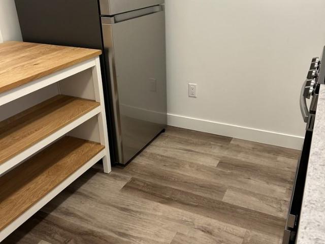 SF212 – 6404, 6406 & 6408 119 Ave NW | Multiple Units Available | 1 MONTH FREE 1 Bedroom Apartment for Rent at 6404 119 Ave Nw, Edmonton, AB T5W 2Z5 Montrose